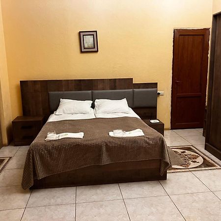 Primavera Hotel Єреван Екстер'єр фото